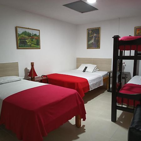 Hotel Mirador Plaza Pereira Exterior photo