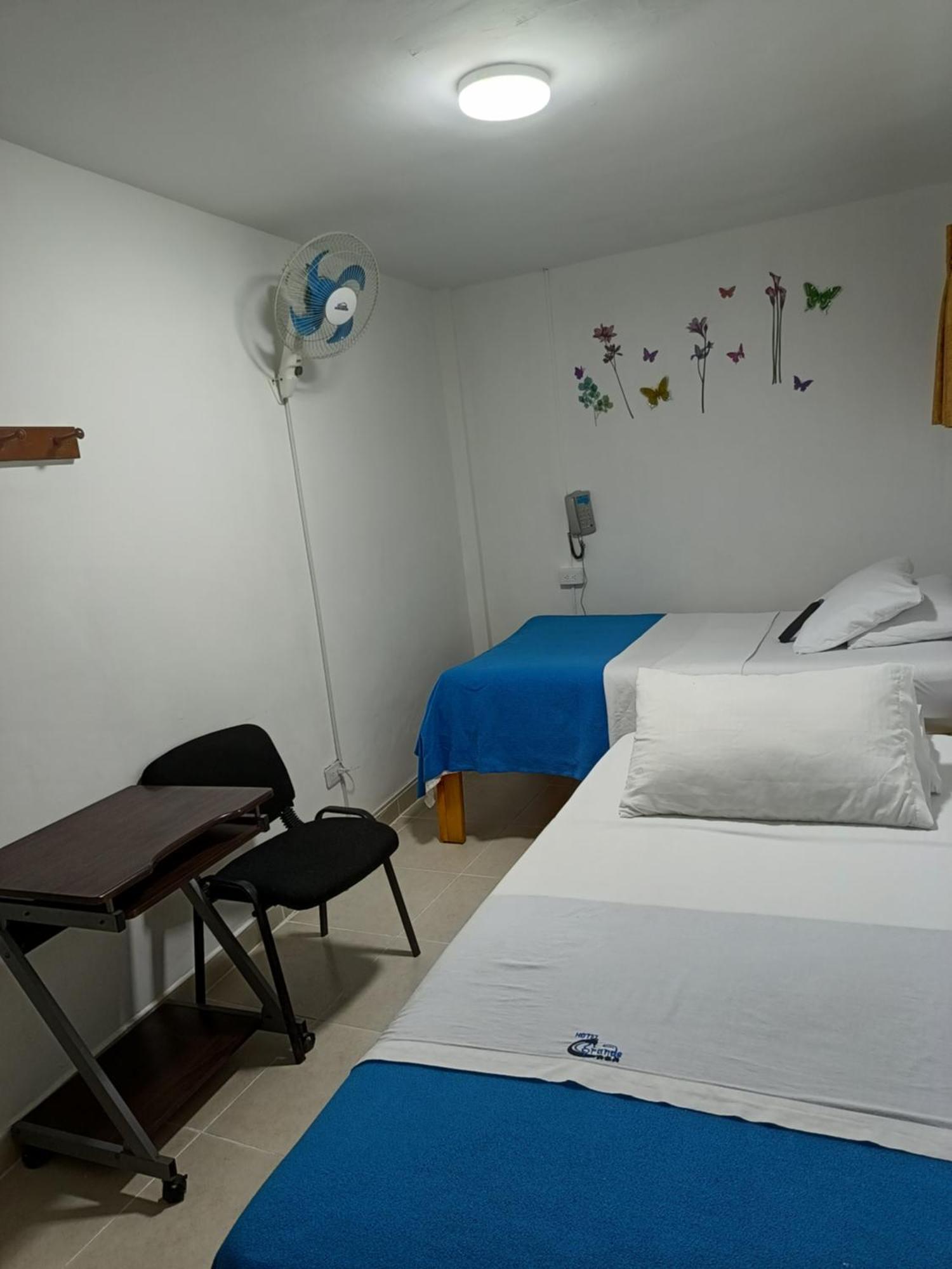 Hotel Mirador Plaza Pereira Exterior photo